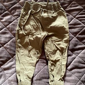 Stretch waist khaki pants 18m